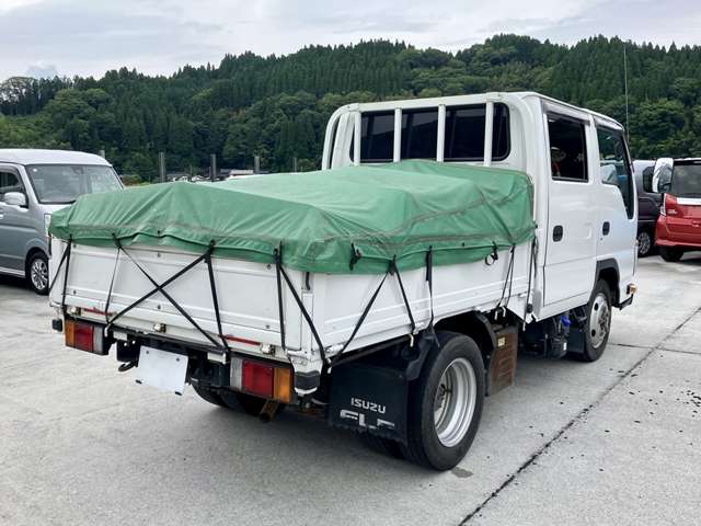 Isuzu Elf 9