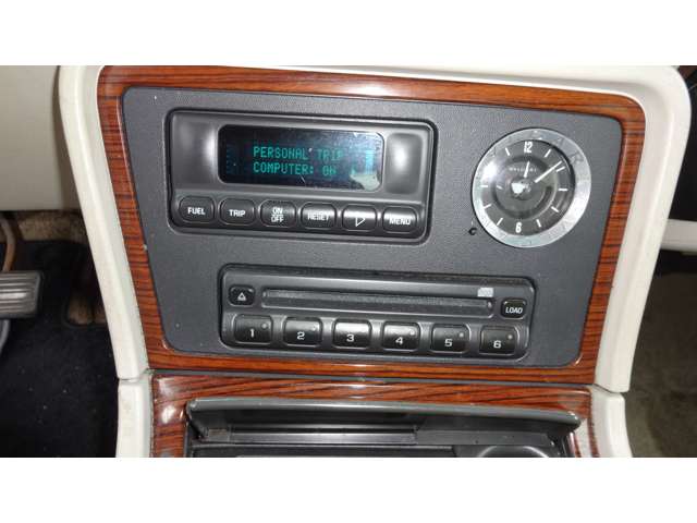 Cadillac Escalade EXT 11