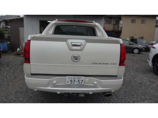 Cadillac Escalade EXT 4