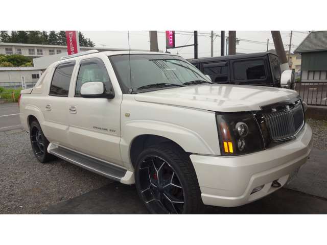Cadillac Escalade EXT 7