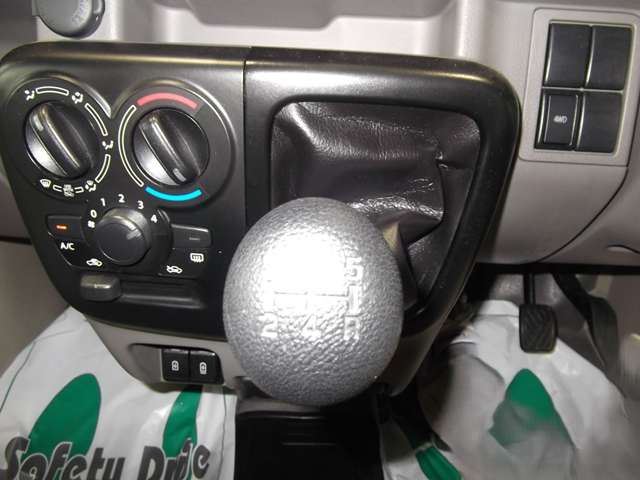 Suzuki Every 8
