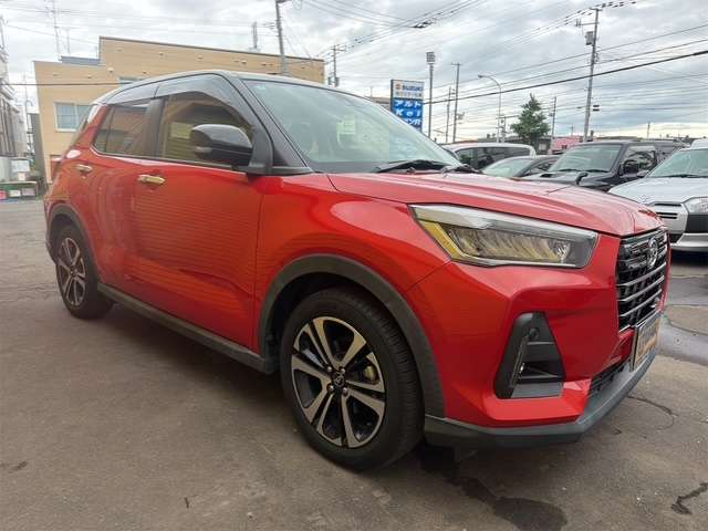 Daihatsu Rocky 3