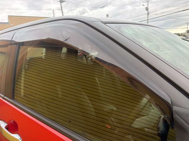 Daihatsu Rocky 5