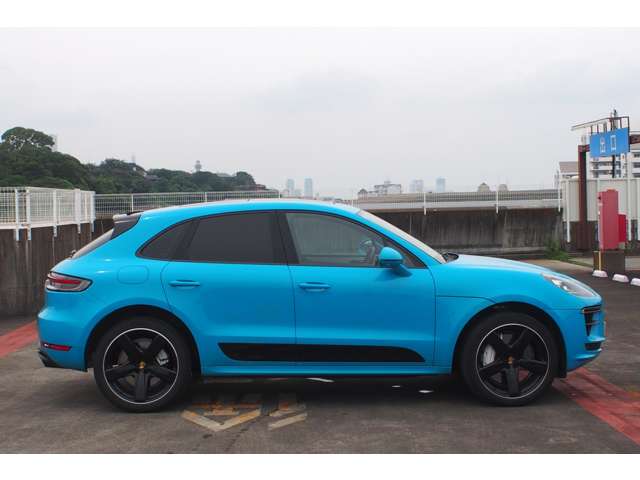 Porsche Macan 4