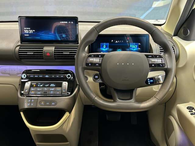 Hyundai インスター 8