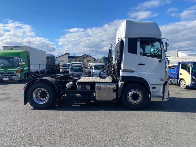 UD Trucks Quon 7