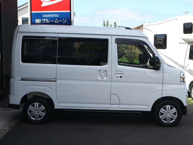 Daihatsu Atrai 13