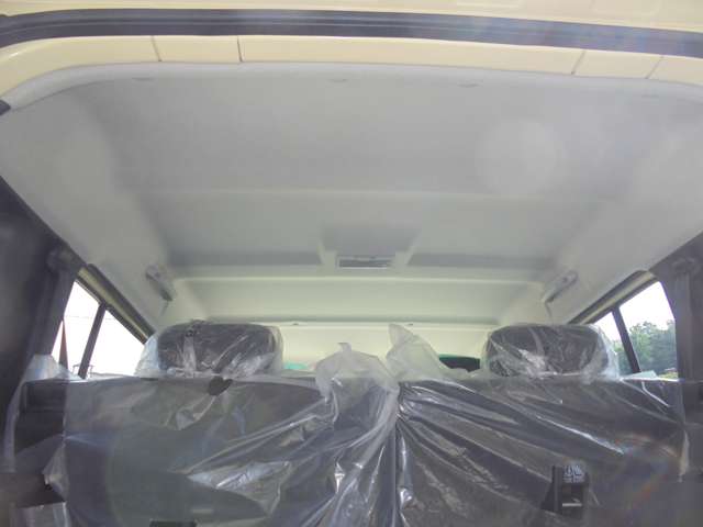 Suzuki Jimny Nomade 12