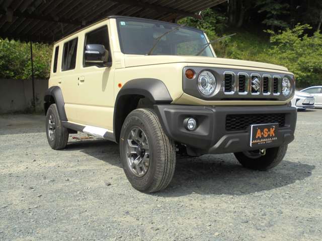 Suzuki Jimny Nomade 3