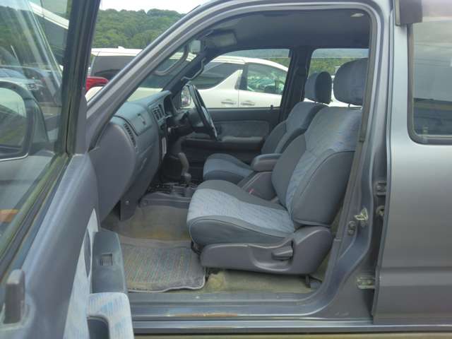 Toyota Hilux 10