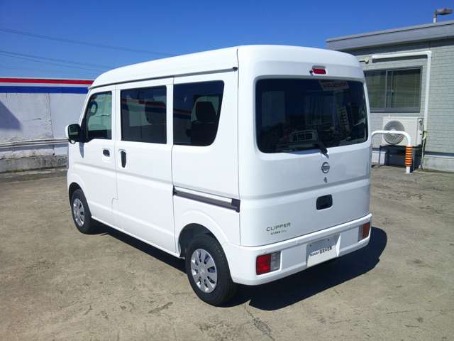 Nissan NV100 Clipper 3