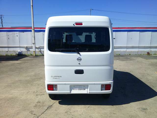 Nissan NV100 Clipper 4