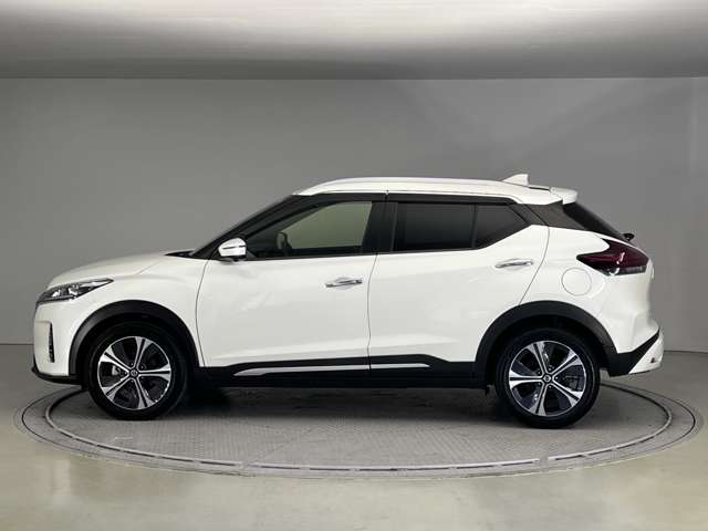 Nissan Kicks 4