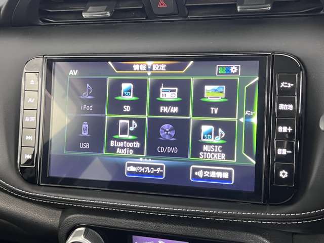 Nissan Kicks 9