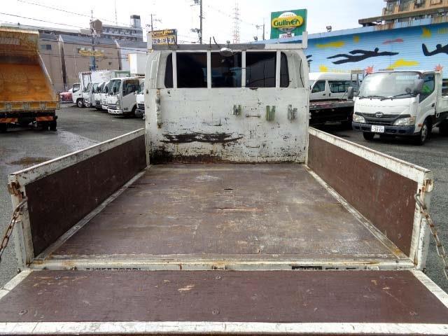 Isuzu Elf 10