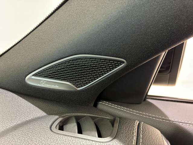 Mercedes-Benz GLB 6