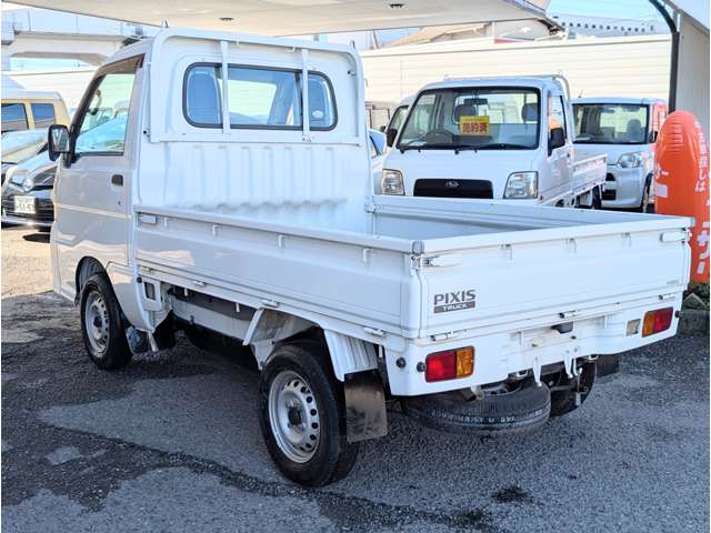 Toyota Pixis Truck 8