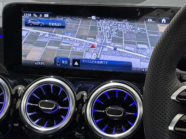 Mercedes-Benz GLB 11