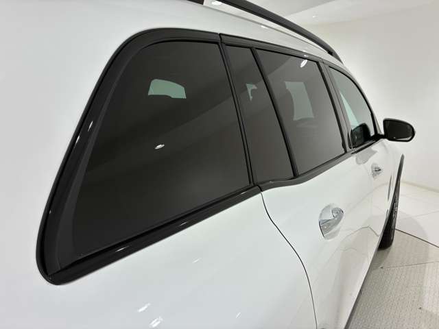 Mercedes-Benz GLB 4