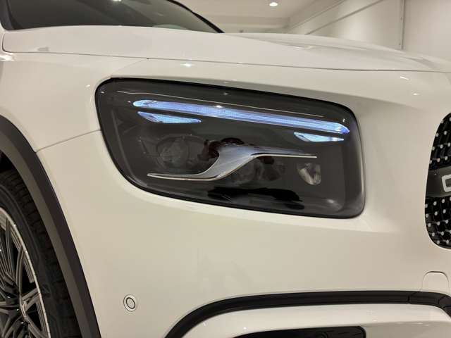 Mercedes-Benz GLB 5