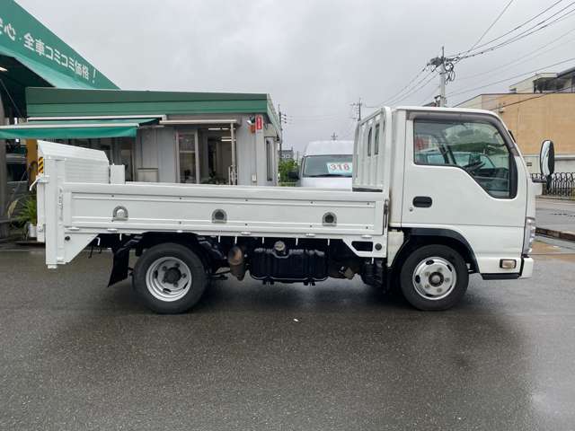 Isuzu Elf 4