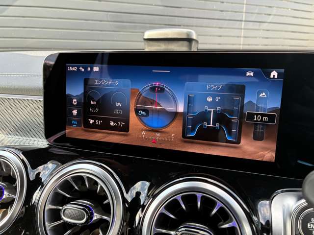 Mercedes-Benz GLB 11