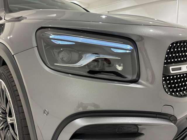 Mercedes-Benz GLB 5