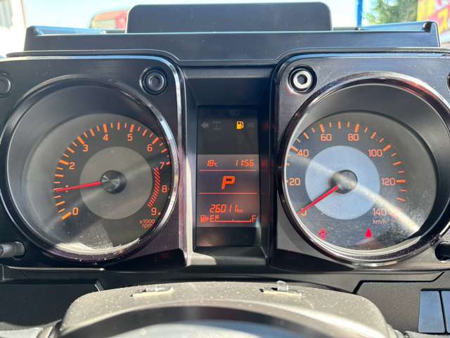 Suzuki Jimny 12