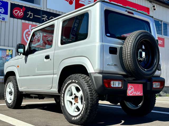 Suzuki Jimny 6