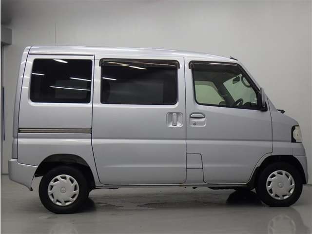 Mitsubishi Minicab Van 5