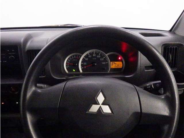 Mitsubishi Minicab Van 10