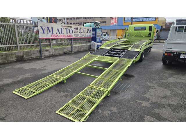 Mitsubishi Fuso Canter 10