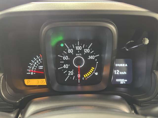 Honda N-VAN 12