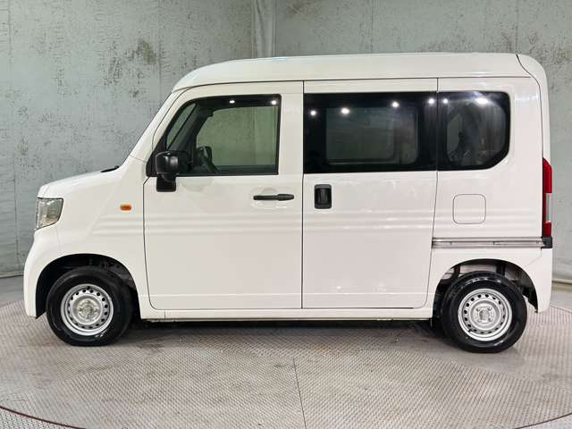 Honda N-VAN 9