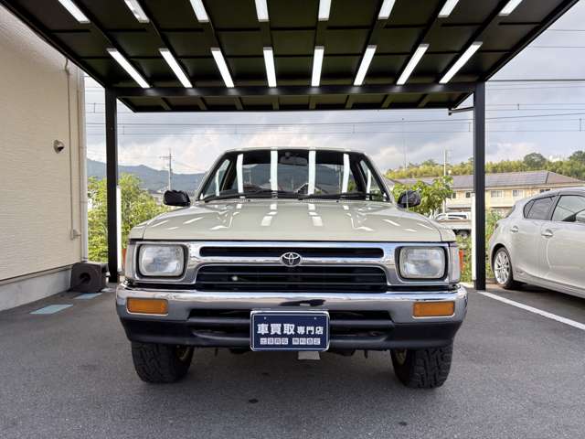 Toyota Hilux 6