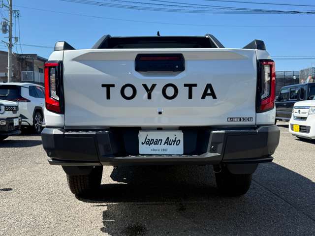 Toyota Hilux 12