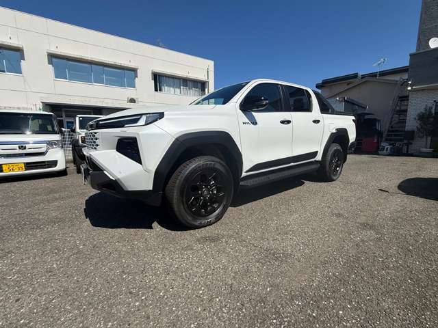 Toyota Hilux 5