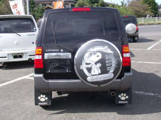 Mitsubishi Pajero Mini 7