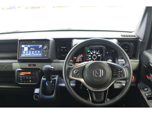 Honda N-VAN 12