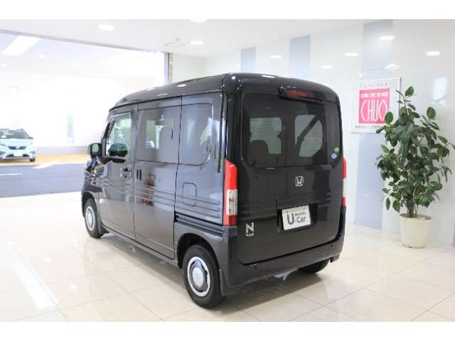 Honda N-VAN 8