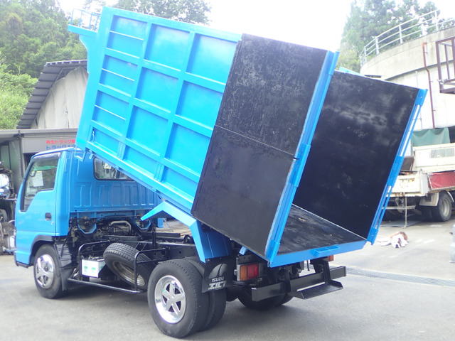Isuzu Elf 6