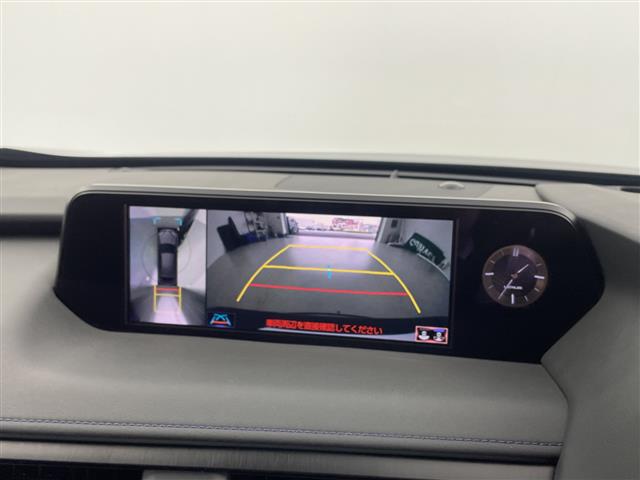 Lexus UX 7