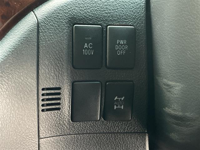 Toyota Alphard 9