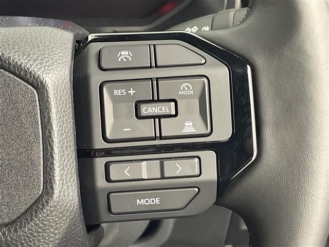 Toyota Land Cruiser FJ 11