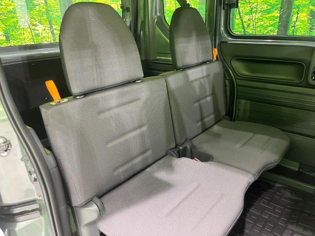 Honda N-VAN 9