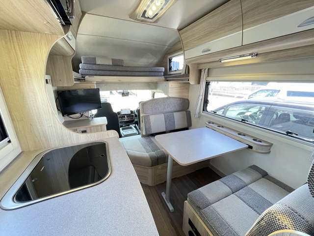 Toyota Camroad 6
