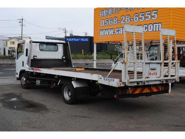 Isuzu Elf 10