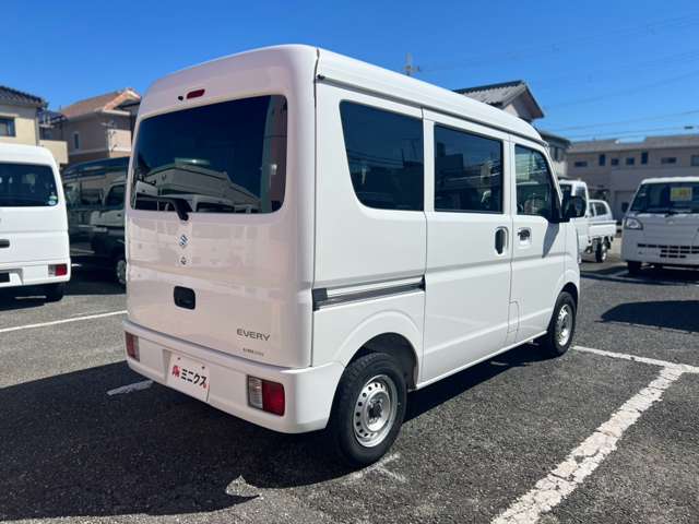 Suzuki Every 4
