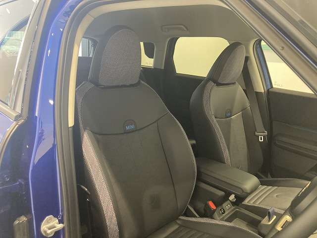 MINI Countryman 5