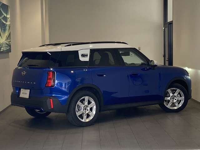 MINI Countryman 6